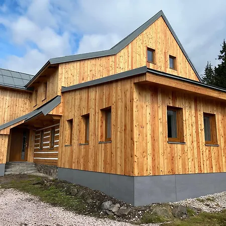 Pardubicke Boudy Alpesi faház *